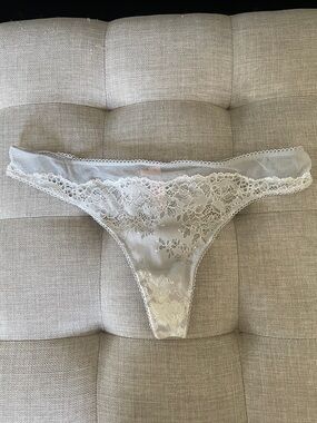 Vintage Victoria's Secret Sheer Lace Thong in silver grey